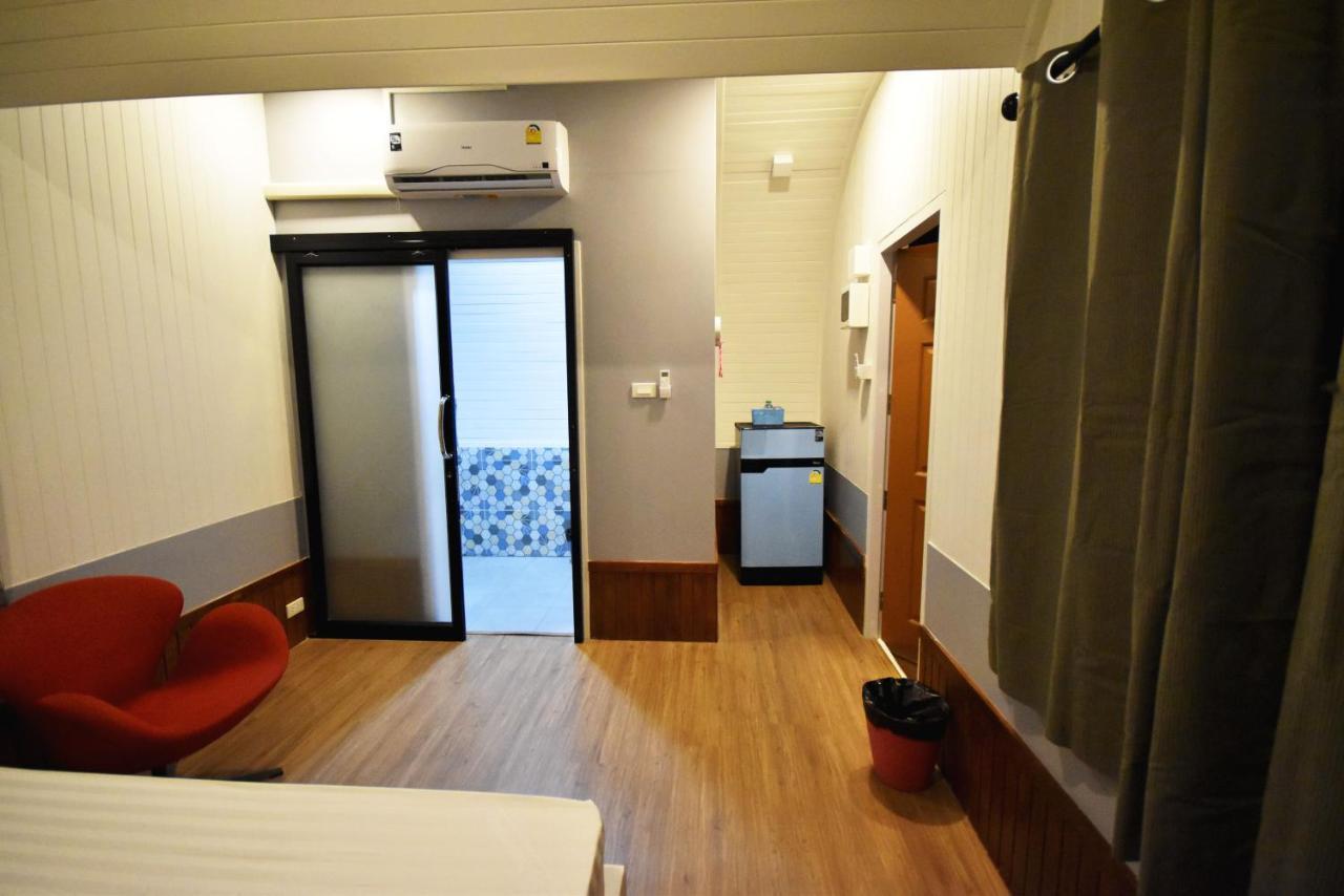 Tiny Hut Resort Bangkok Esterno foto
