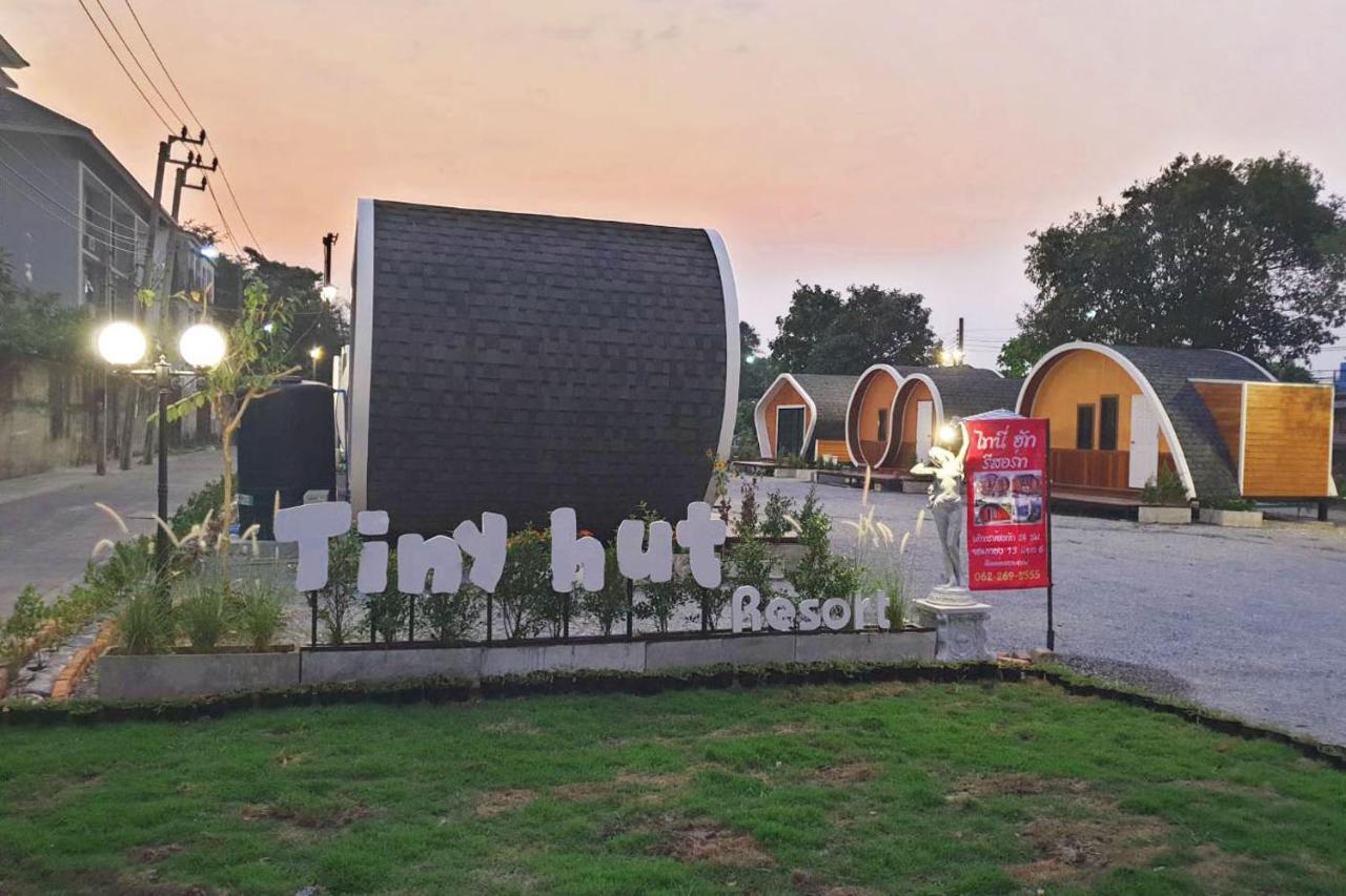 Tiny Hut Resort Bangkok Esterno foto